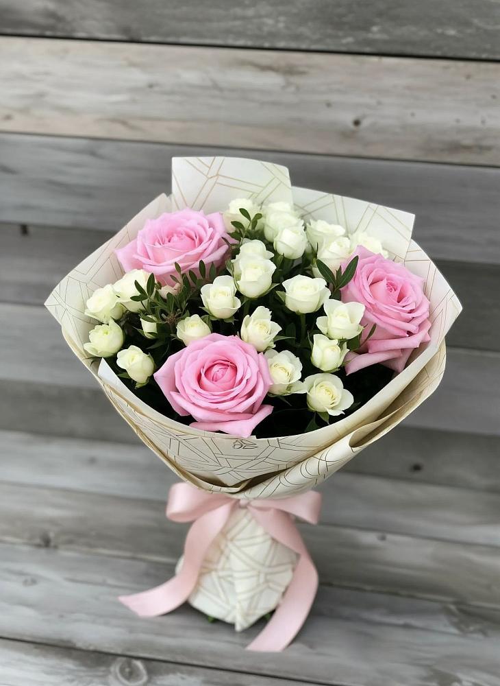 Букет цветов из: Розы в Квиток