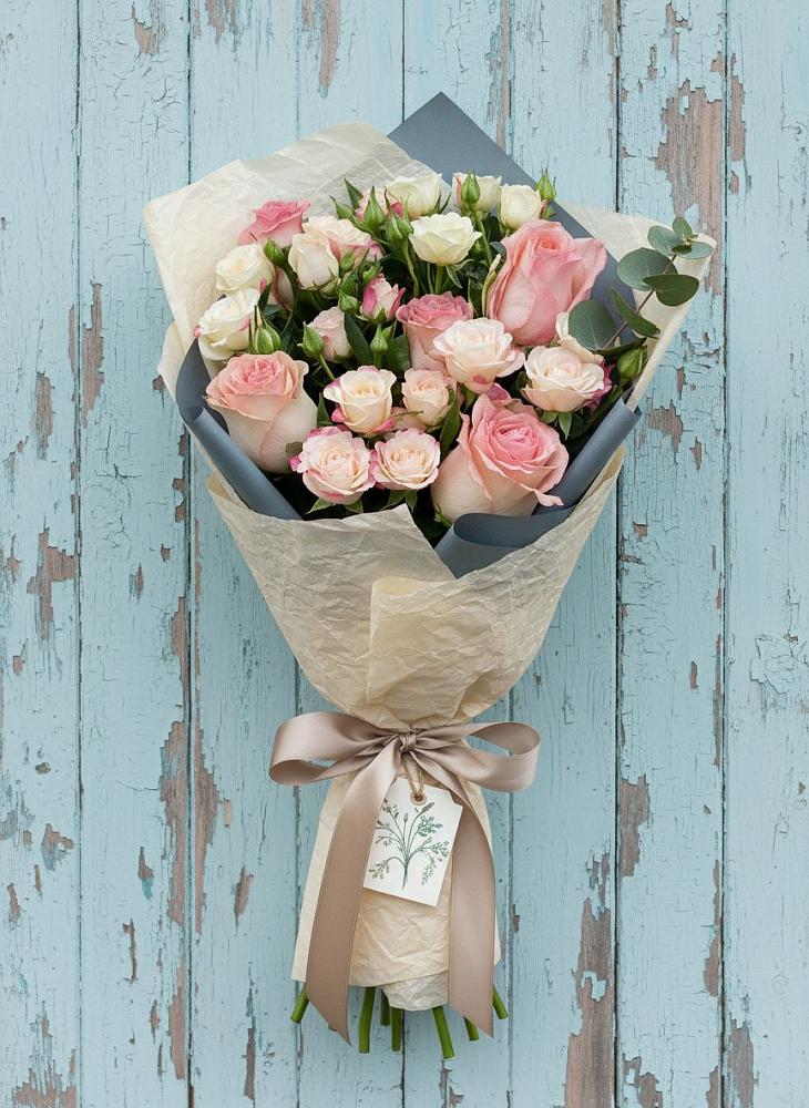 Букет цветов из: Розы в Квиток