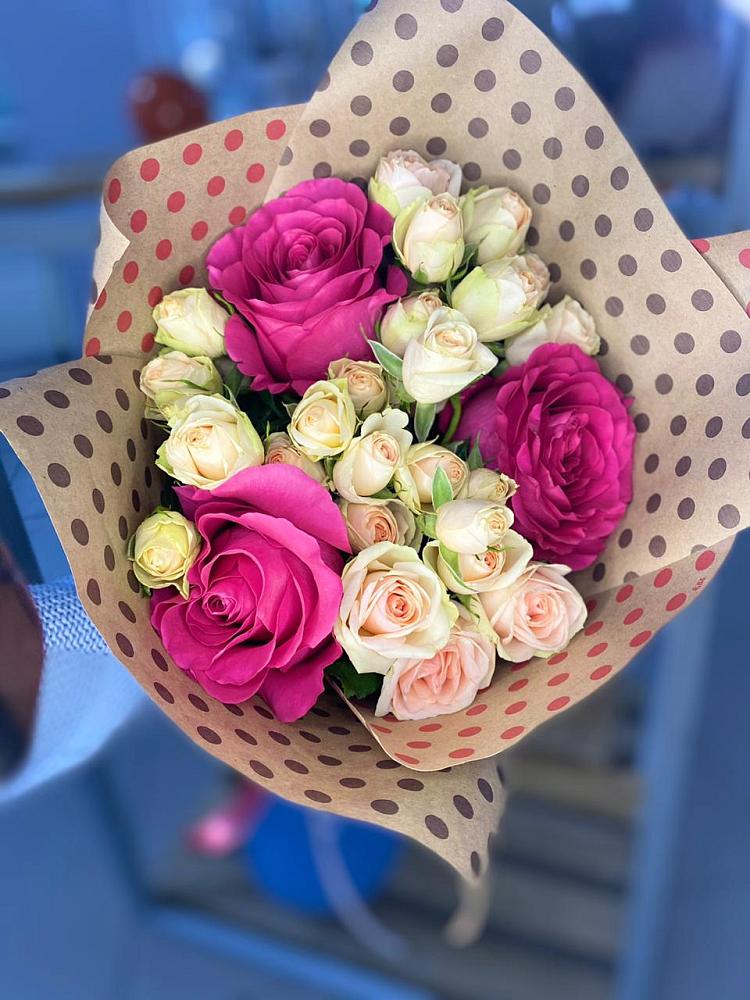 Букет цветов из: Розы в Квиток