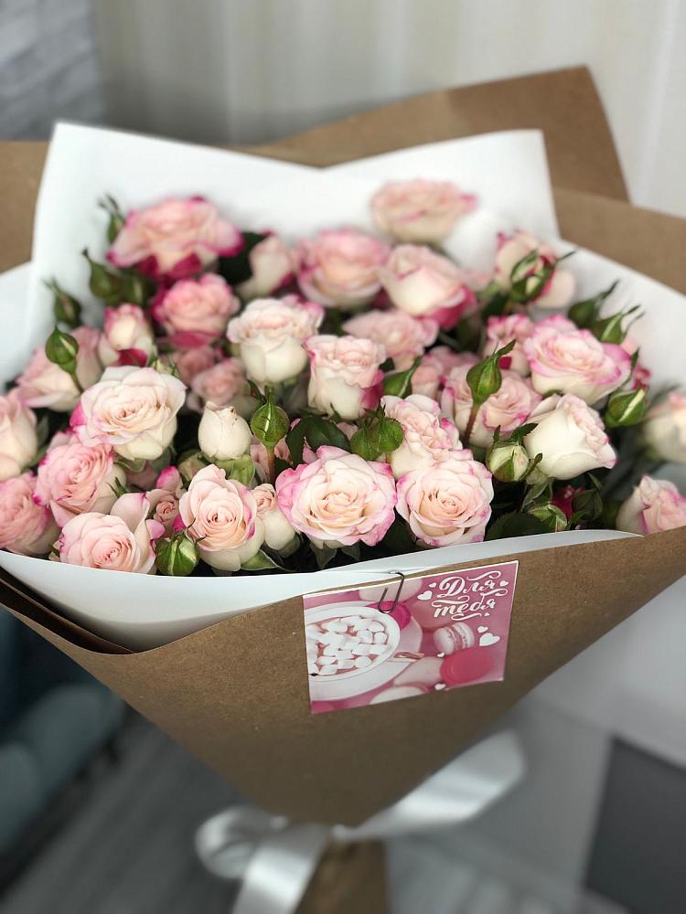 Букет цветов из: Розы в Квиток