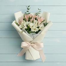 Букет цветов из:  Альстромерии в Квиток