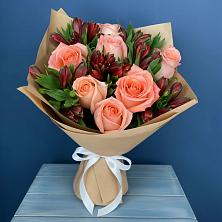 Букет цветов из:  Розы и Альстромерии в Квиток