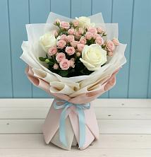 Букет цветов из:  Розы в Квиток