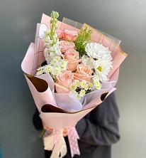 Букет цветов из:  Хризантемы и Розы в Квиток