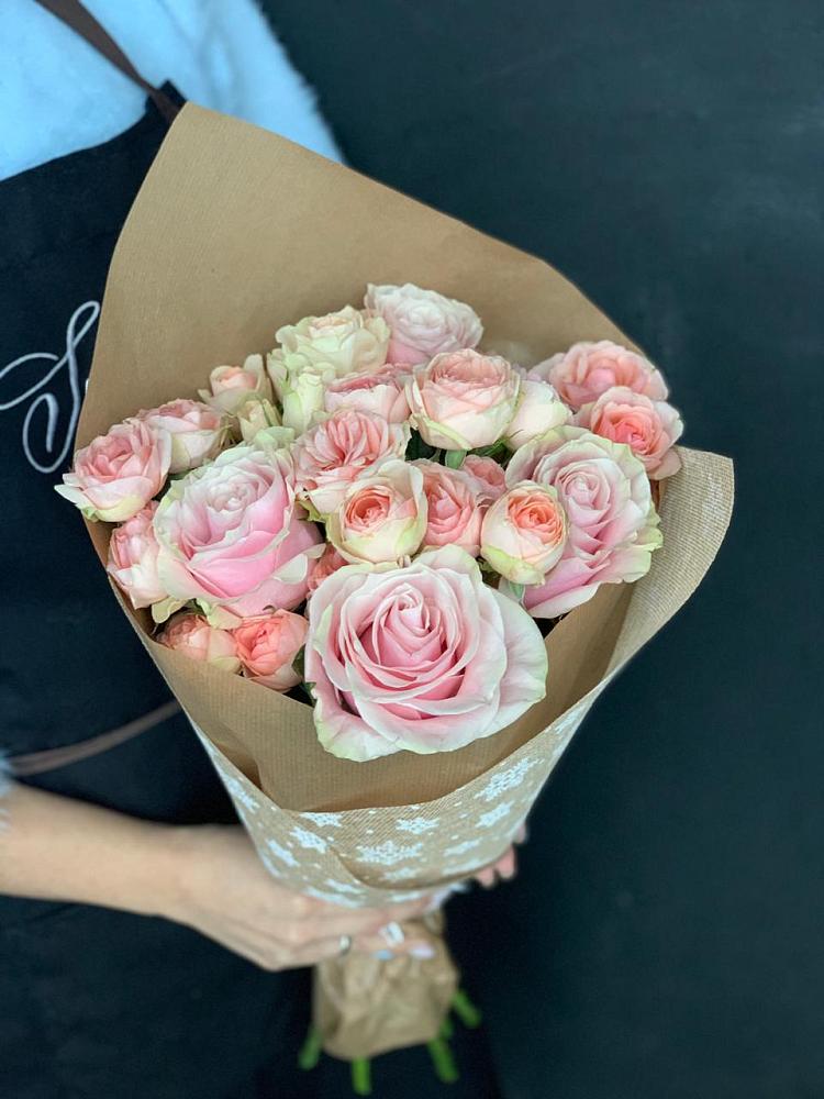 Букет цветов из: Хризантемы и Розы в Квиток