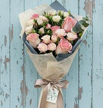 Букет цветов из:  Розы в Квиток
