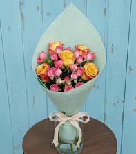 Букет цветов из:  Розы в Квиток