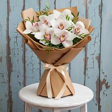 Букет цветов из:  Орхидеи и Розы в Квиток